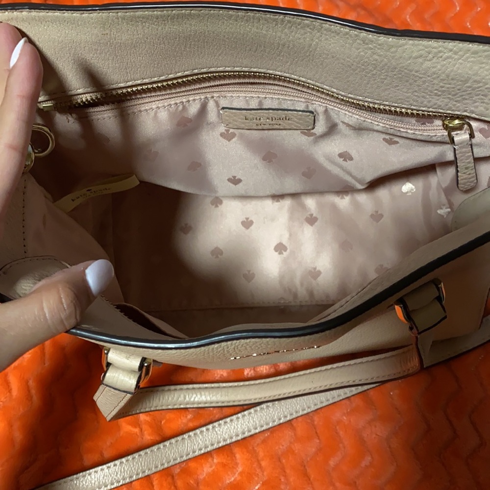 Kate Spade purse - Picture 2 of 2